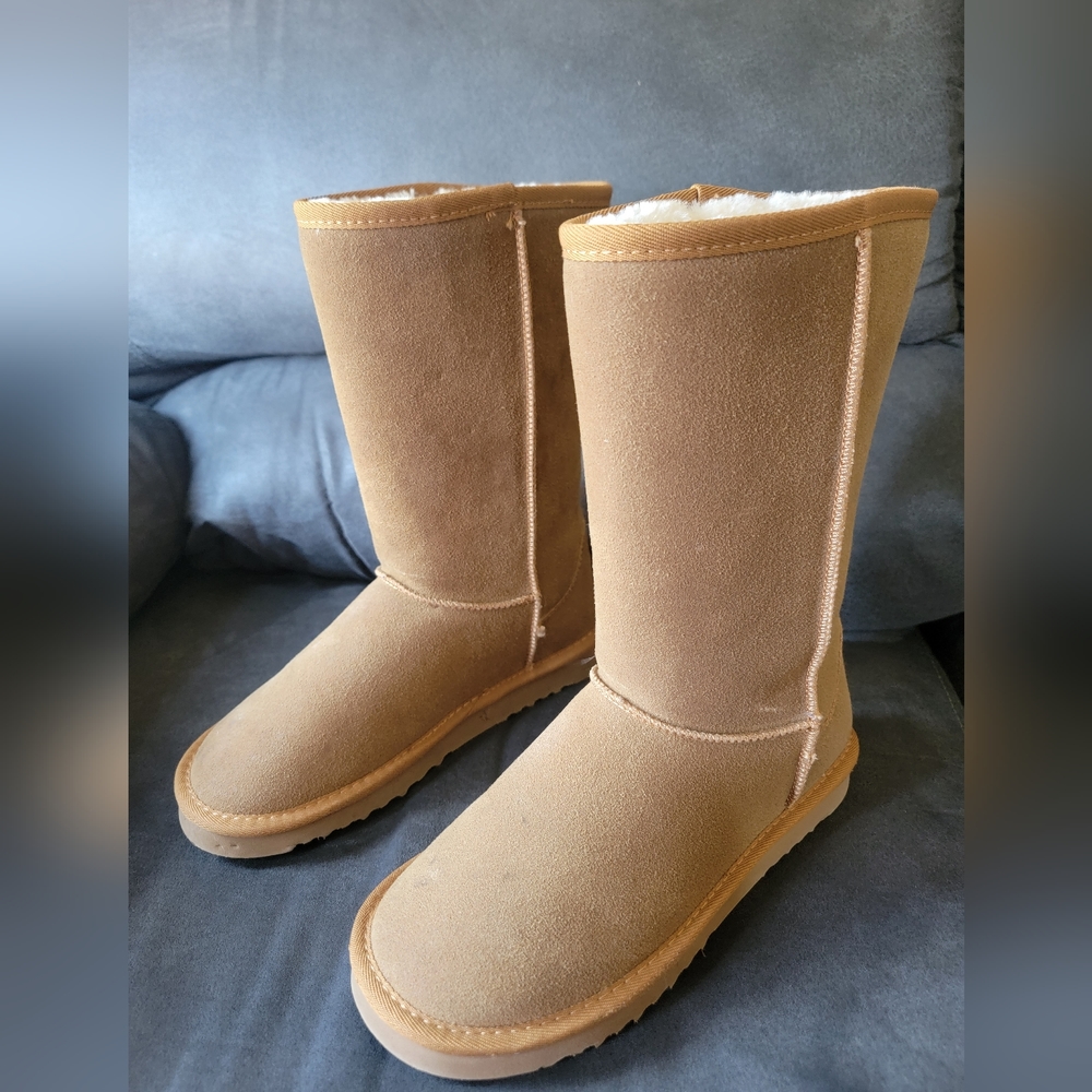 UGG